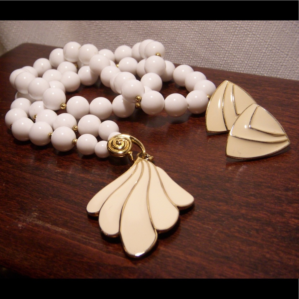 Vintage Trifari Gold Tone with Cream Enamel Set